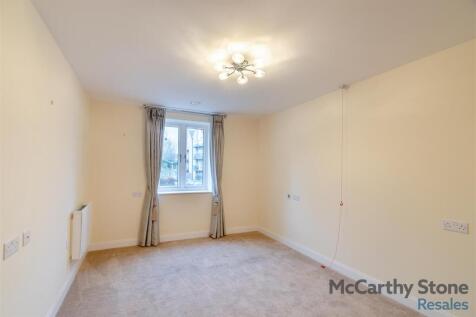 8635827-interior06.jpg