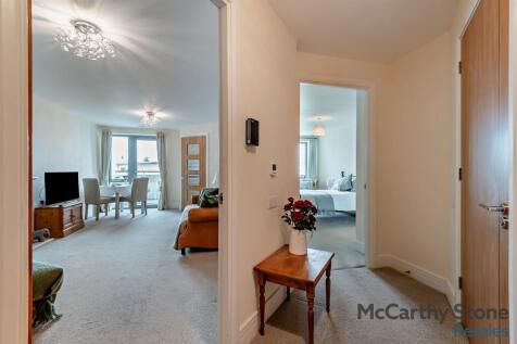 8641016-interior010-800.jpg