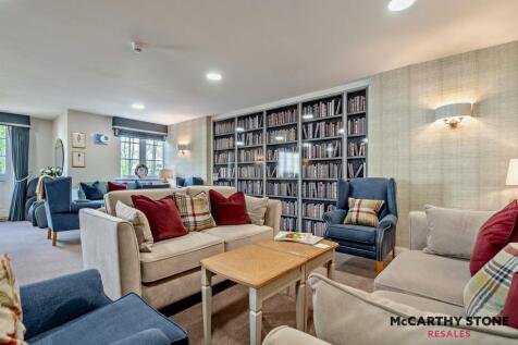8593084-interior05-800.JPG
