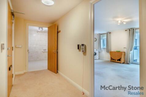 8628539-interior04.jpg