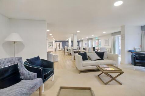 8544946-interior15.JPG