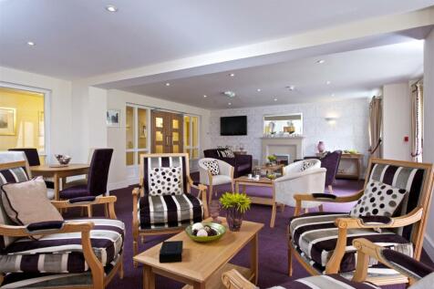Clarence Court - HORSHAM - Homeowners Lounge.jpg