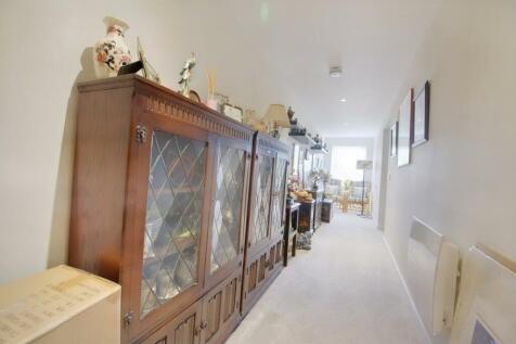 8559695-interior10 (Medium).JPG