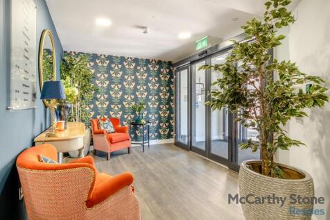 8641446-interior30.jpg