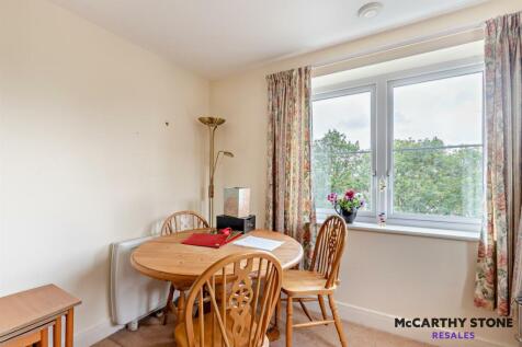 8615480-interior02-800.jpg