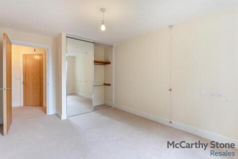 8657699-interior22.jpg