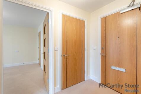 8657699-interior24.jpg