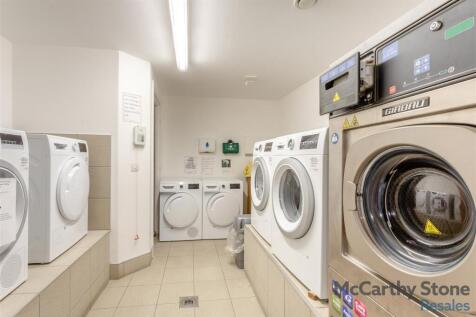 8657699-interior05.jpg