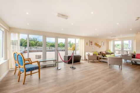 8510831-interior22 (Medium).jpg