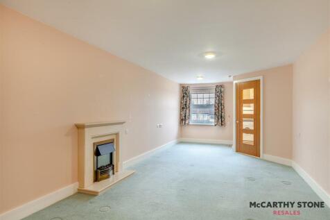 8585394-interior01.jpg