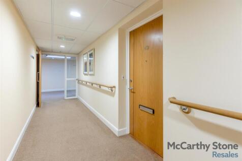 8662102-interior19.jpg