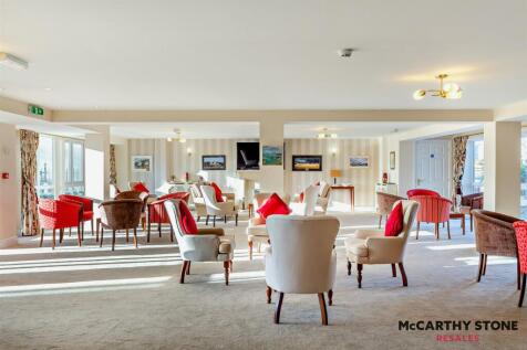 Homeowners Lounge