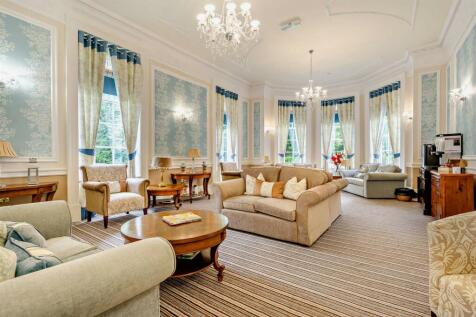 Homeowners Lounge