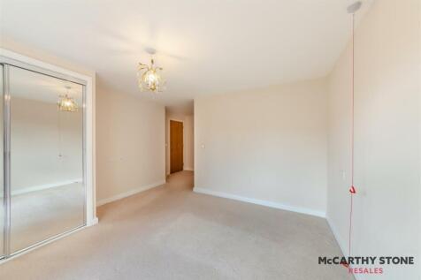 8584154-interior06.jpg