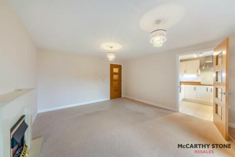 8584154-interior15.jpg