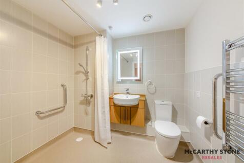 8584154-interior01.jpg