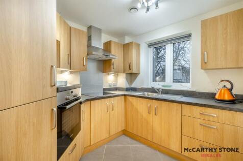 8583526-interior11.jpg