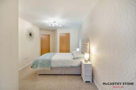 8583526-interior17.jpg