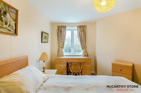 8585202-interior16.jpg