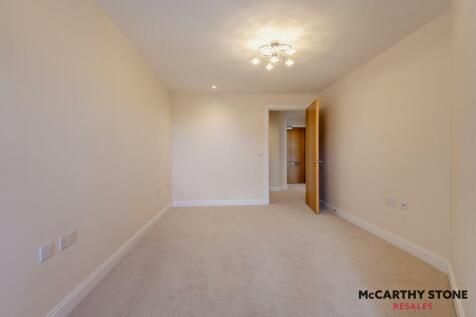 8594532-interior03-800.JPG