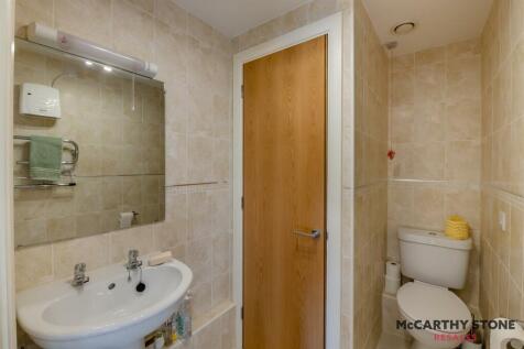 8584537-interior30.jpg