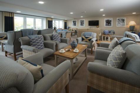 Homeowners Lounge