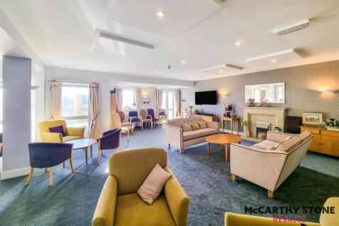 eversleycourt15.jpg