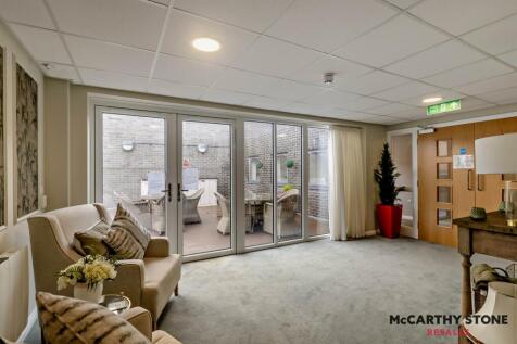 Homeowners Lounge