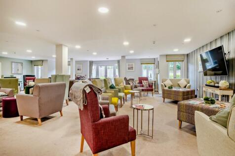 Homeowners Lounge