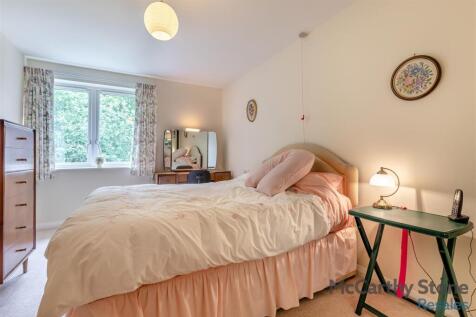 8651108-interior04.jpg
