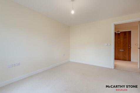 8592041-interior10-800.jpg