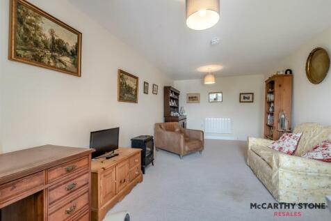 8595970-interior13.jpg