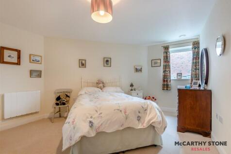 8595970-interior01.jpg