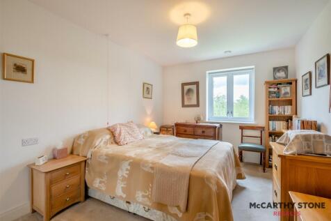 8598410-interior01.JPG