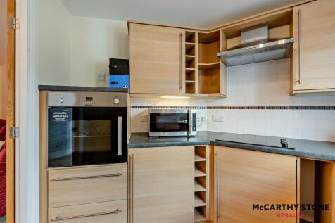 8599175-interior08-800.JPG