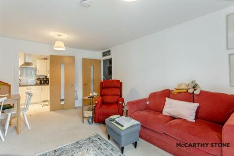 8602866-interior09.JPG