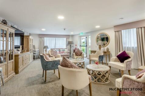 8602866-interior13.JPG