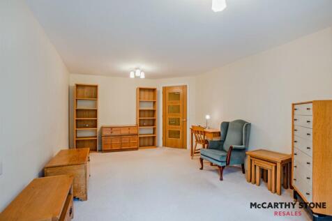 8600557-interior04-800.JPG