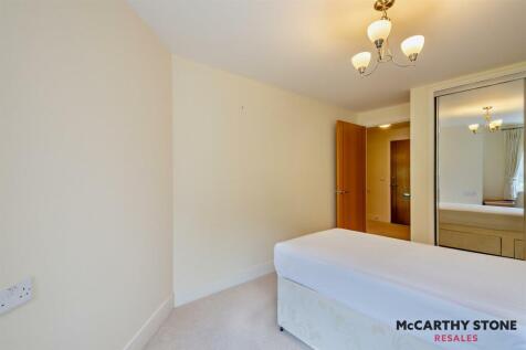 8600557-interior14-800.JPG