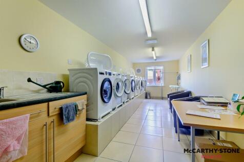 8599934-interior18-800.JPG