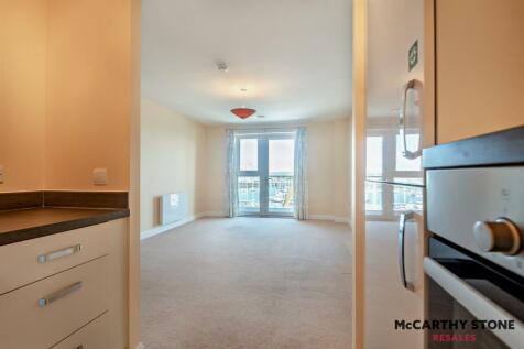 8604272-interior04-800.JPG
