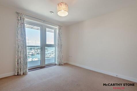 8604272-interior08-800.JPG