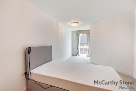 8657168-interior06.jpg