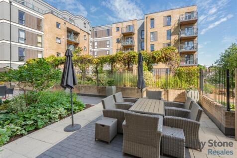 8657168-exterior01.jpg