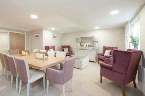 Homeowners Lounge