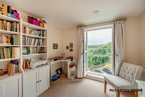 Master Bedroom: