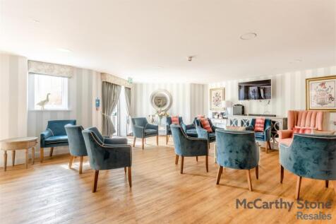 8657584-interior18.jpg