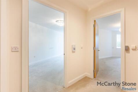 8657584-interior04.jpg