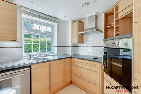 8610220-interior06-800.JPG