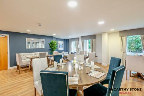 8611624-interior15-800.jpg